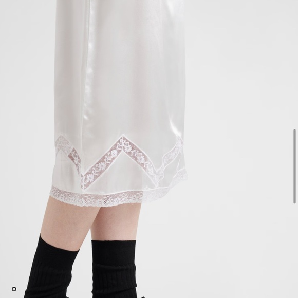 NEW WITH TAGS PRADA SILK EMBROIDERED SKIRT P109W S OOO 15ZC F0009 - Picture 4 of 8